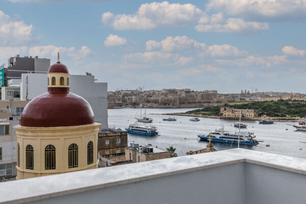 Sliema, Furnished Penthouse