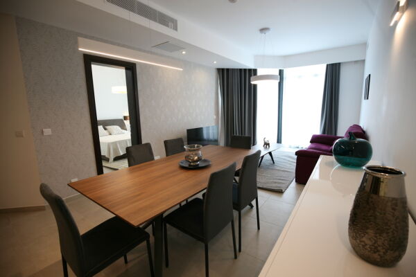 Pender Gardens, Furnished Apartment - Ref No 002889 - Image 3