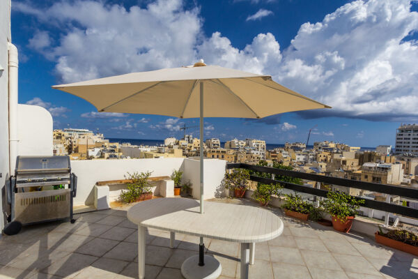 Sliema, Furnished Penthouse