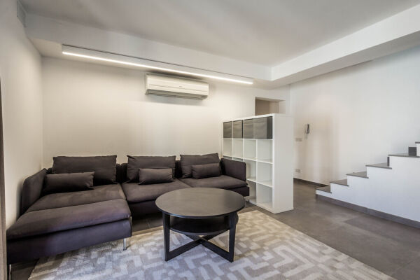 Gzira, Luxury Furnished Penthouse