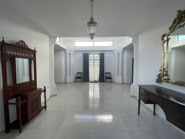 Iklin, Furnished Bungalow