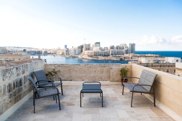 Valletta, Furnished Penthouse