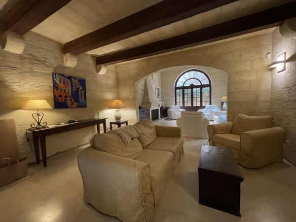 Mdina, Furnished House of Character