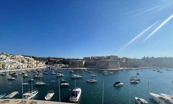 Kalkara, Seafront Town House